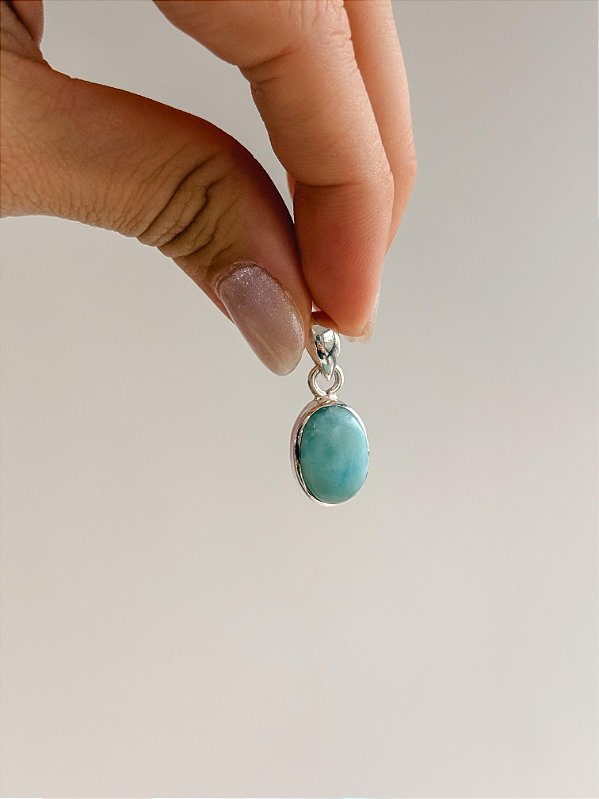 Pingente de Larimar Oval P em Prata 925 - Medos, Culpas, Deixar Fluir, Pessoas Controladoras