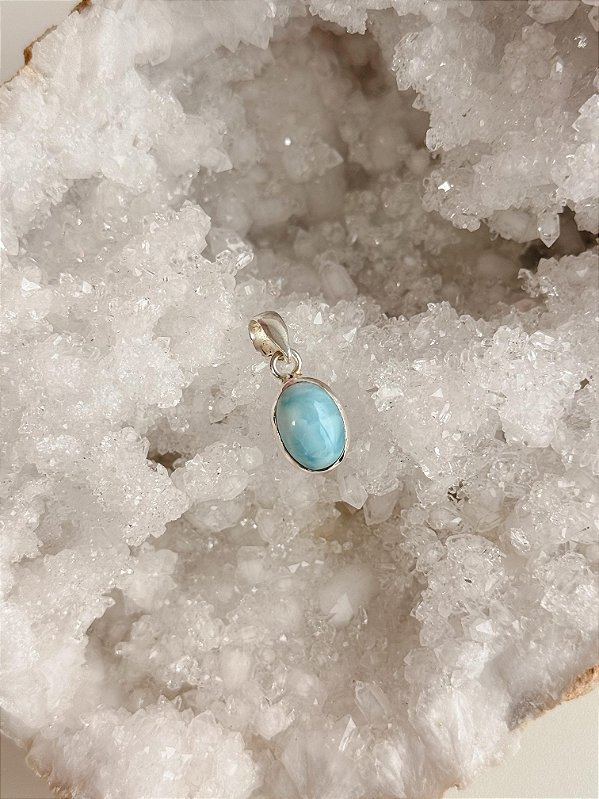 Pingente de Larimar Oval P em Prata 925 - Medos, Culpas, Deixar Fluir, Pessoas Controladoras