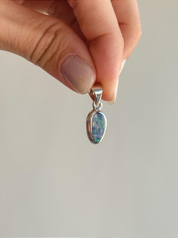 Pingente de Opala Australiana RARO Prata 925 02 -  Joia do Universo, Fogo Celestial e Fascínio Absoluto