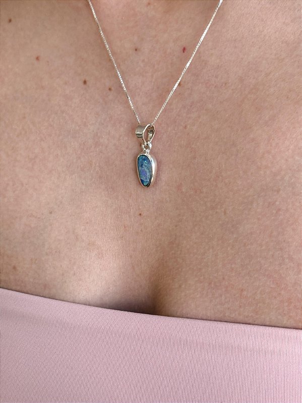 Pingente de Opala Australiana RARO Prata 925 02 - Joia do Universo, Fogo Celestial e Fascínio Absoluto