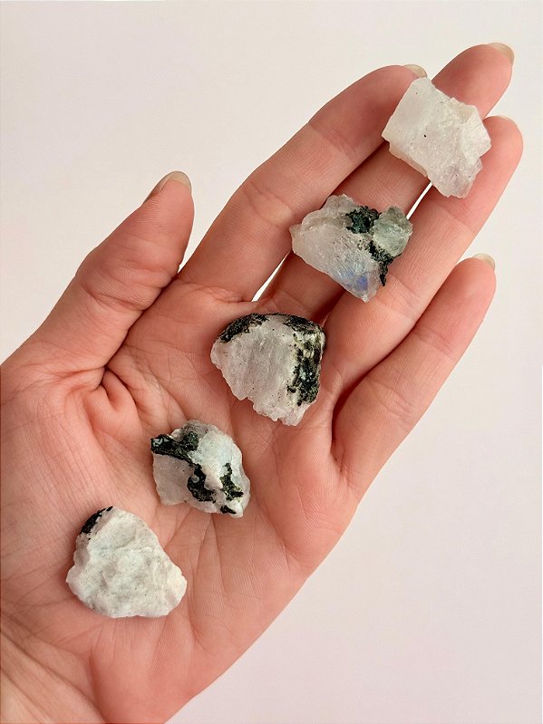 Pedra da Lua Bruta - Sensualidade, Energia Feminina, Domínio das Emoções e Fertilidade