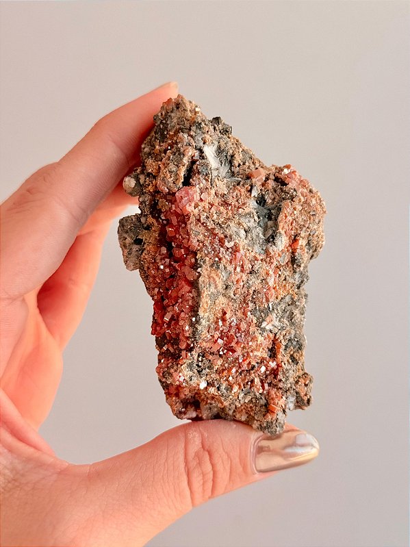 Vanadinita Bruta - Peça Única - VAN37 159g - "Pedra do Trabalho"; Transformar Sonhos em Ação