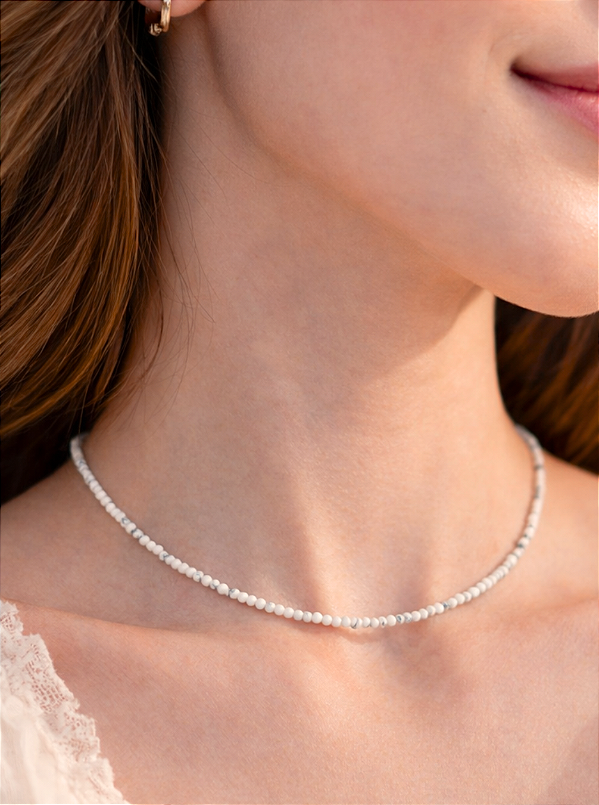 Colar de Howlita 2mm Multifacetado - Paciência, Ansiedade, Equilíbrio de Emoções e Paz