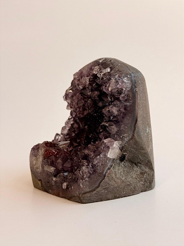 Drusa de Ametista Encantada - DAE115 286g - Eleva a Vibração; Intuição e Conexão