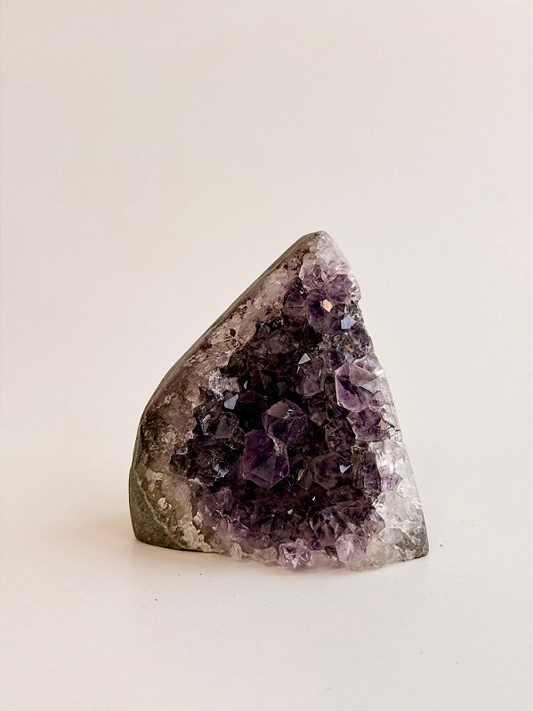 Drusa de Ametista Encantada - DAE125 116g - Eleva a Vibração; Intuição e Conexão