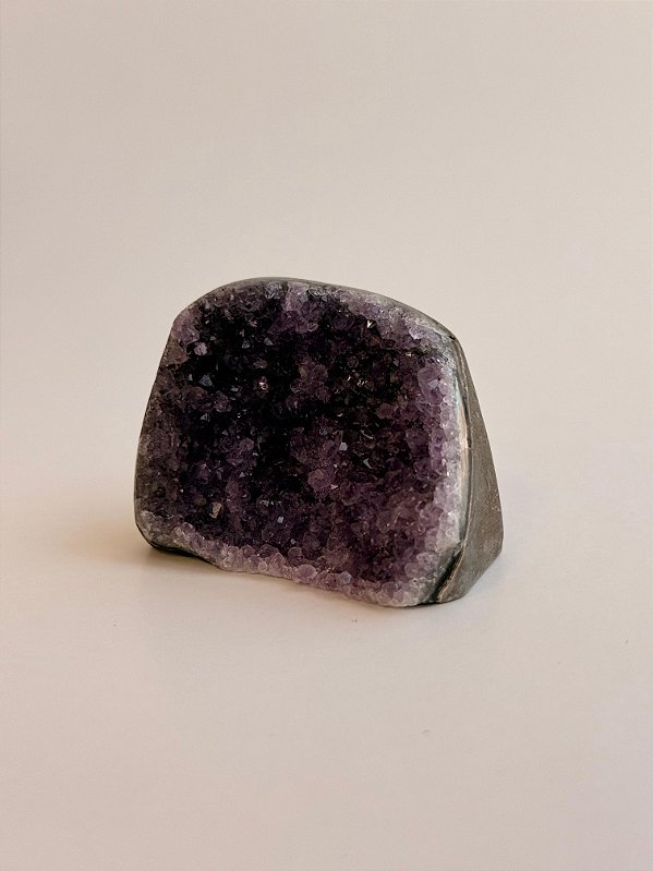 Drusa de Ametista Encantada - DAE153 92g - Eleva a Vibração; Intuição e Conexão