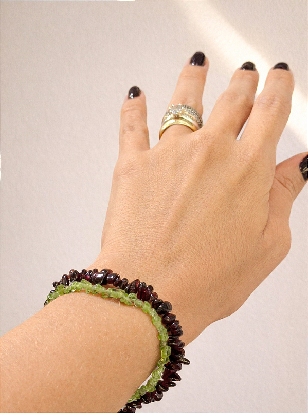 Dupla de Pulseiras - Granada + Peridoto - Bomba de Transformação Pessoal