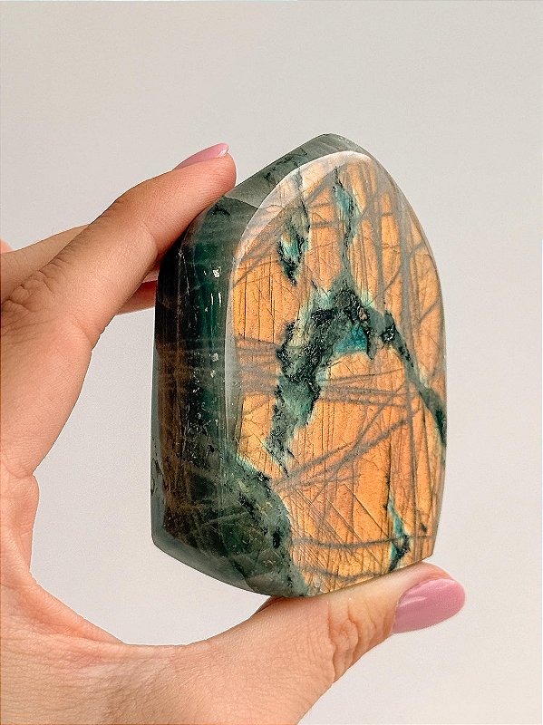 Labradorita Lapidada LAB193 - 254g - Pedra da Magia; Quem é você; Conexão Espiritual