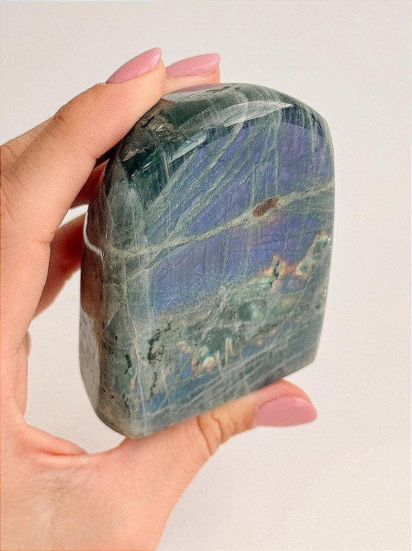 Labradorita Lapidada LAB192 348g - Pedra da Magia; Quem é você; Conexão Espiritual