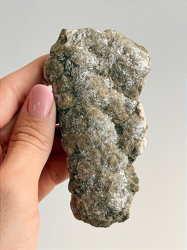 Mica Muscovita Bruta - MICAM01 127g - Clareza Mental; Intuição; Expansão da Consciência; Equilíbrio; Sabedoria Interior