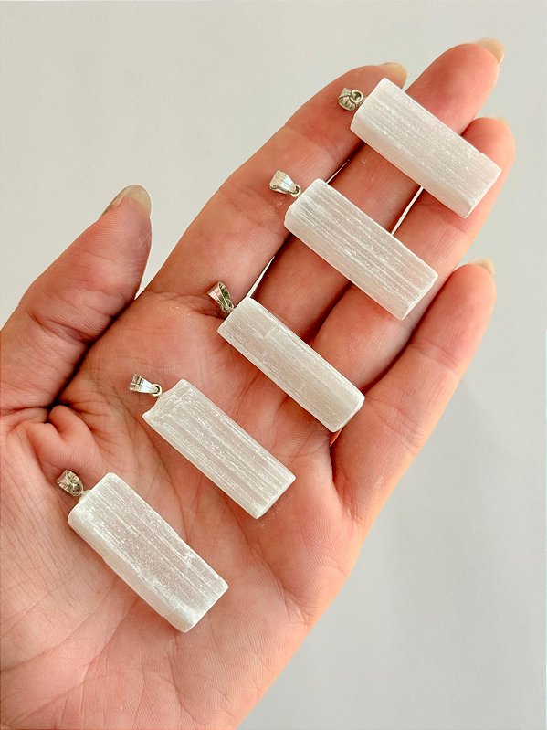 Pingente de Selenita Curto - Limpeza Energética; Paz de Espírito; Cansaço Mental e Dores