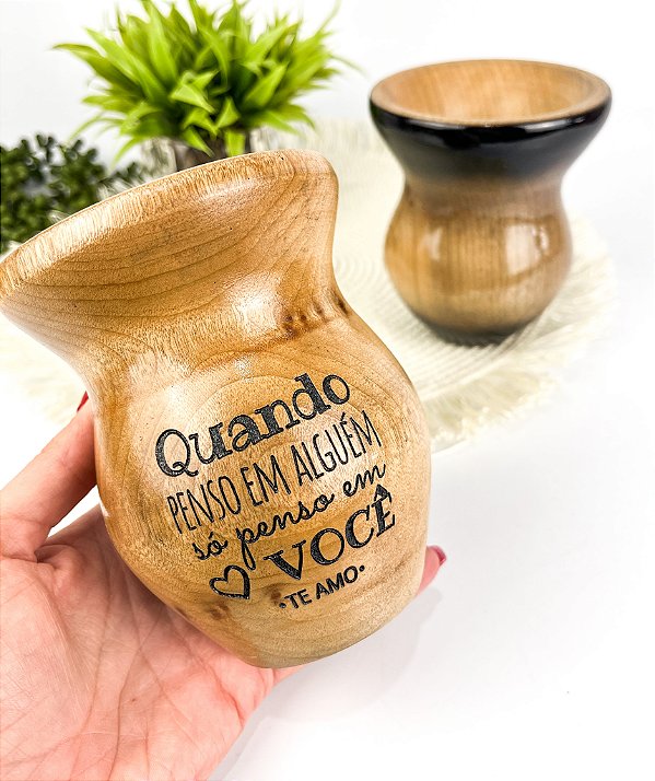 Cuia de Madeira Pinhão Imbuia Personalizada