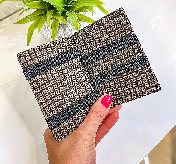 Carteira Mágica Masculina em Couro Personalizada