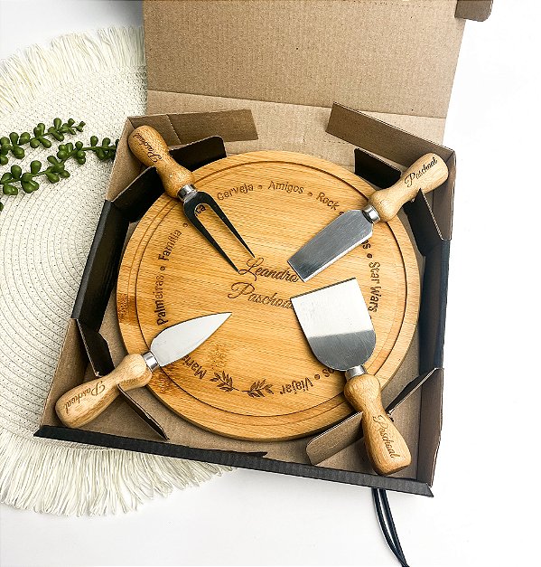 Kit para Queijo 5 Peças em Bambu Personalizado