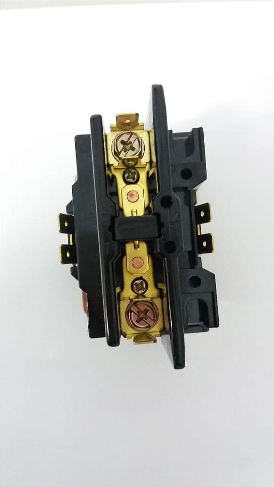 Contator magn.240/277/480/600 VAC 24V CR453CA1HRRAY