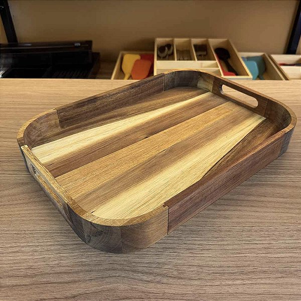 Bandeja de Acácia Arredondada - 40 cm