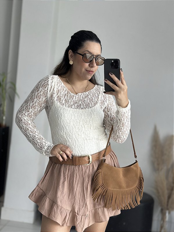 Blusa Renda com a basica