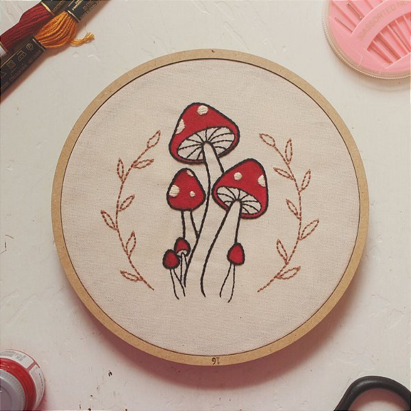 Quadro / Bastidor bordado - Cogumelos
