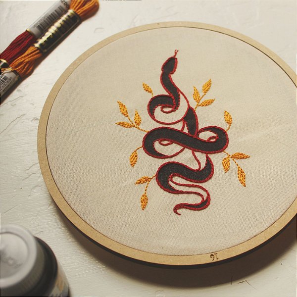 QUADRO / BASTIDOR BORDADO - Cobra