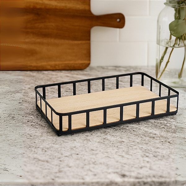 Bandeja Retangular de Metal Preta – Minimalismo Sofisticado com Alta Rotatividade no Atacado