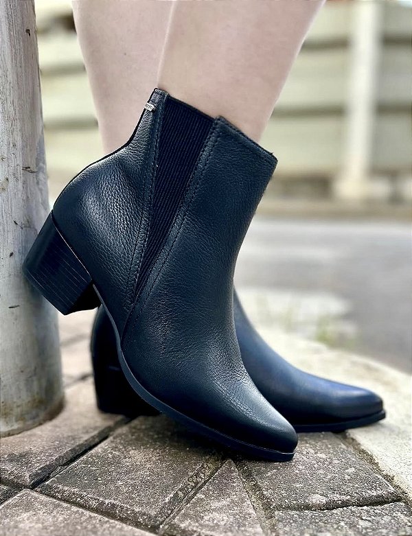 Bota Bottero Couro Legítimo Zíper Calce Fácil Conforto