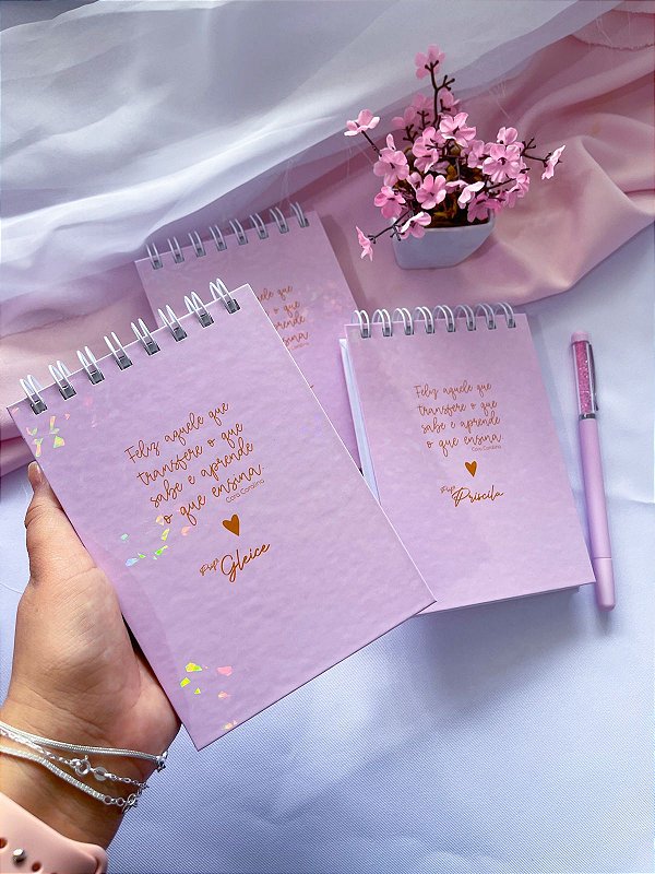 Bloquinho c/90 Folhas Brancas Capa Dura Anotações - Lembrancinhas Tamanho A6 : Dia dos Professores 04