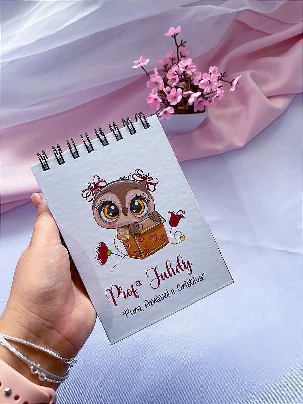 Bloquinho c/90 Folhas Brancas Capa Dura Anotações - Lembrancinhas Tamanho A6 : Dia dos Professores 05