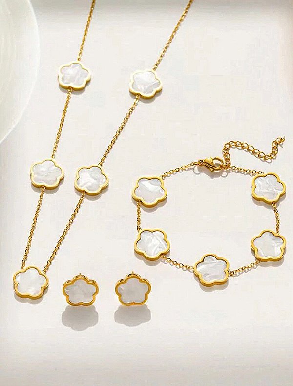Look Mariana Branco Dourado