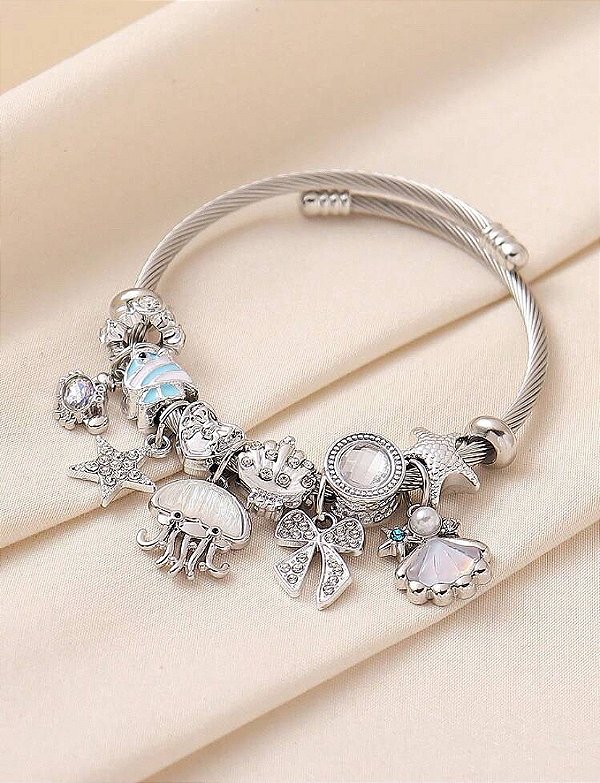 Pulseira Pingentes Medusa