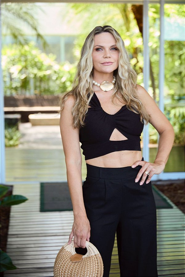 CROPPED NÓ PRETO