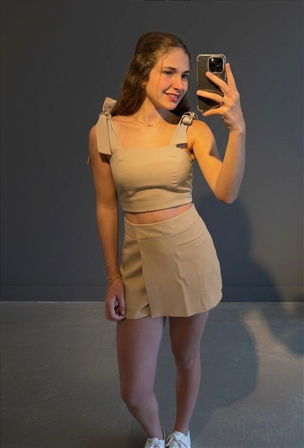 CROPPED GEORGIA BEGE