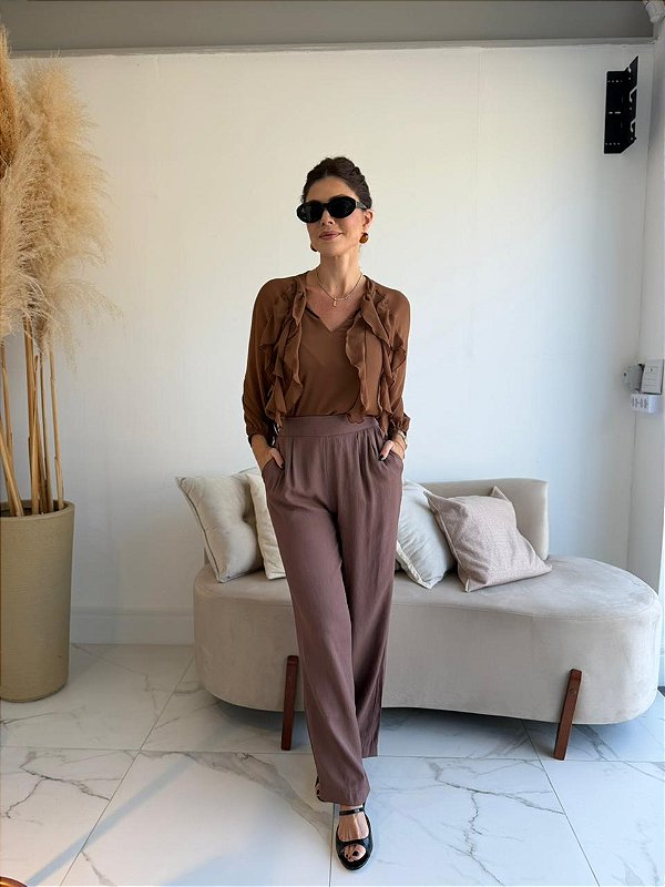 CALÇA BRUNA MOCA MOUSSE