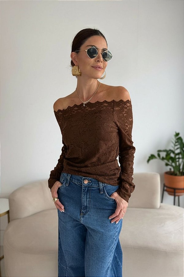 BLUSA RENDA OMBRO A OMBRO MARROM