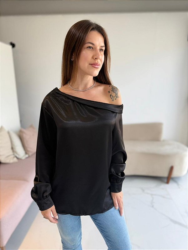 BLUSA CETIM LUIZA PRETO