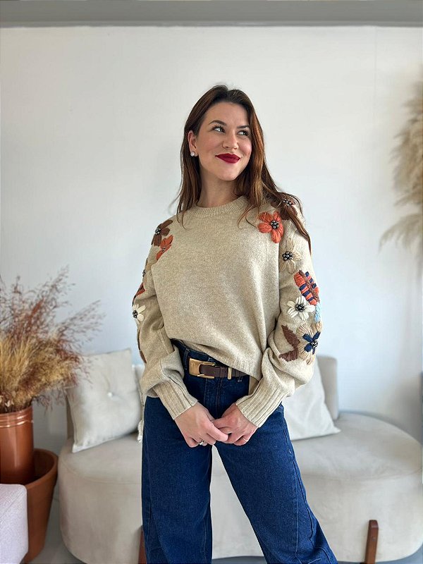 BLUSA MODAL BORDADO FLOR BEGE