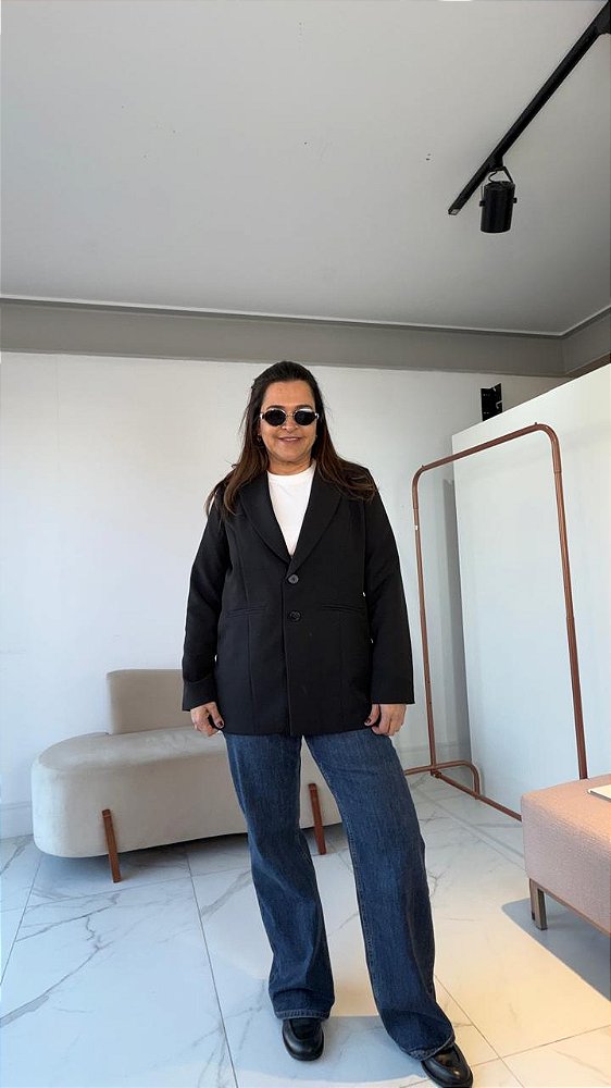 BLAZER OVER MARJORIE PRETO