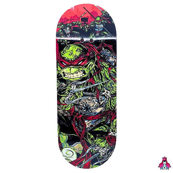 Deck marca Custom linha *Premium Series* medida 34x96mm modelo “Ninja Turtle“ + Tape Alien Stardust V2 (100% Maple)