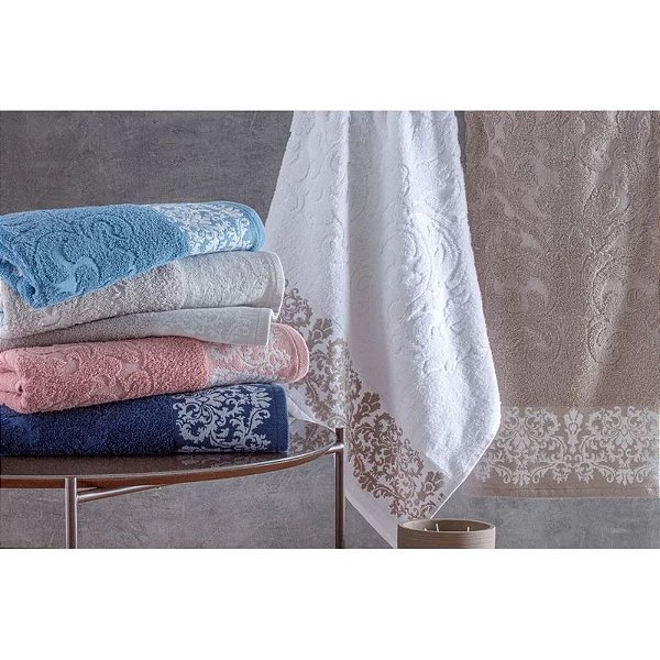 TOALHA DE BANHO JACQUARD MEDALHAO 140X70CM