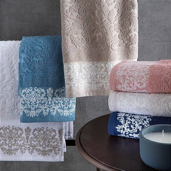 TOALHA DE ROSTO JACQUARD MEDALHÃO 70X50CM