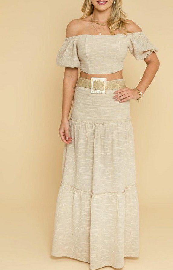 conjunto saia e blusa cropped