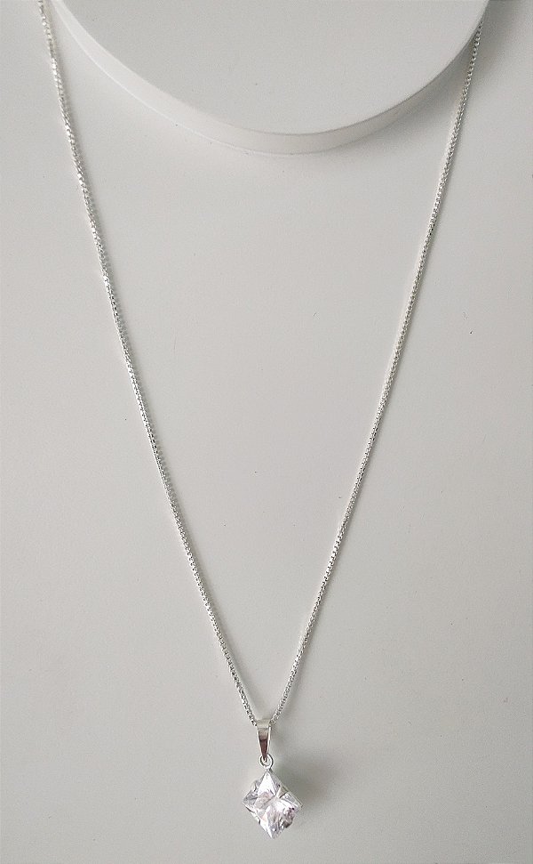 COLAR QUADRADO ZIRCÔNIA 8 MM PRATA 925