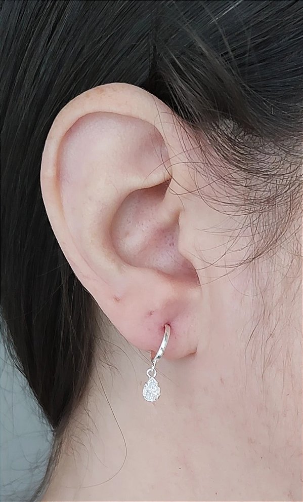 ARGOLINHA COM PINGENTE GOTA ZIRCÔNIA PRATA 925