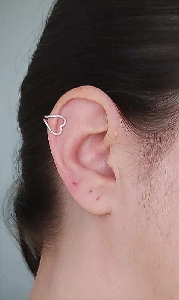 PIERCING CORAÇÃO ALTO CARTILAGEM PRATA 925