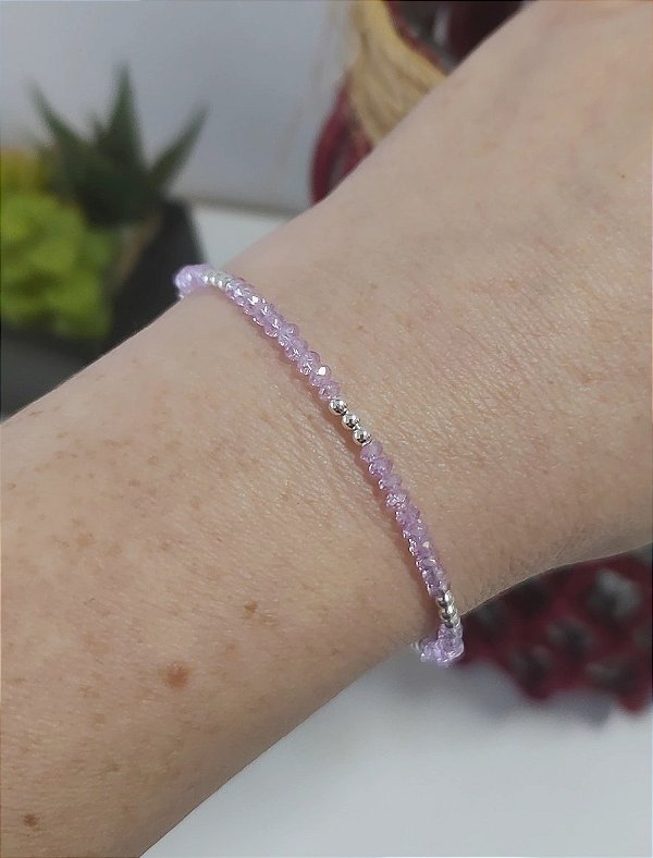 PULSEIRA LILÁS COM DETALHES PRATA 925