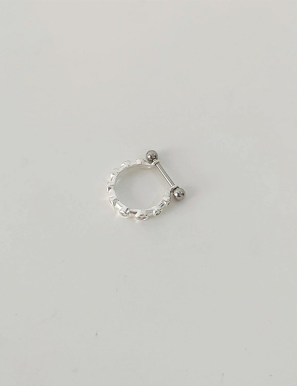 PIERCING DE PRATA 925 CONCH CRAVEJADO ZIRCÔNIAS