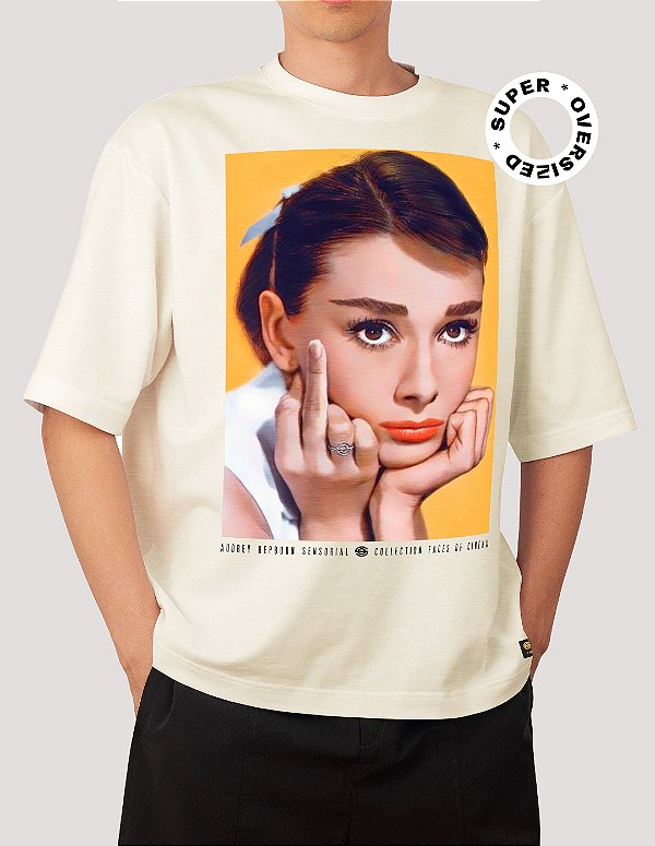 Camiseta Oversized Super Audrey Hepburn