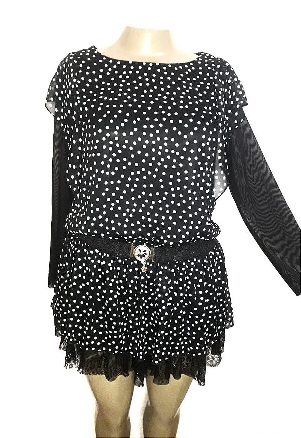 vestido preto com bola branca
