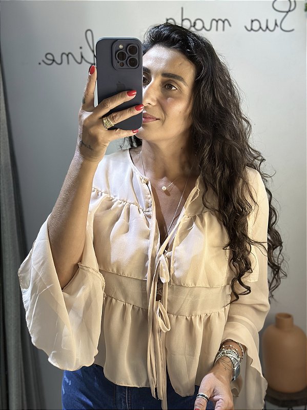 Bata chiffon babados