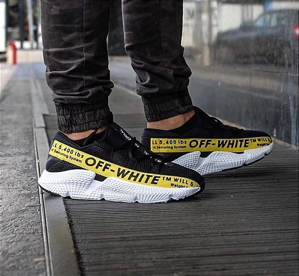 adidas preto e amarelo