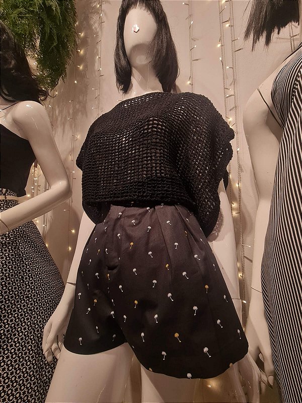 BLUSA MORCEGO CROCHÊ PRETA